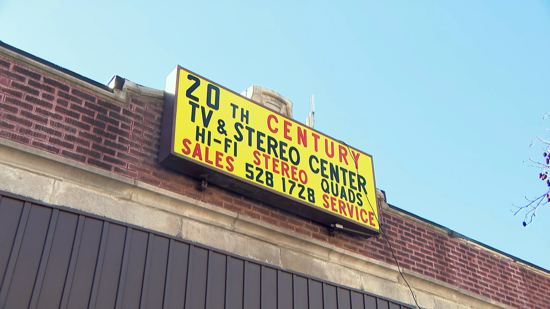 Longtime North Side Electronics Repair Shop Struggling to Stay Afloat